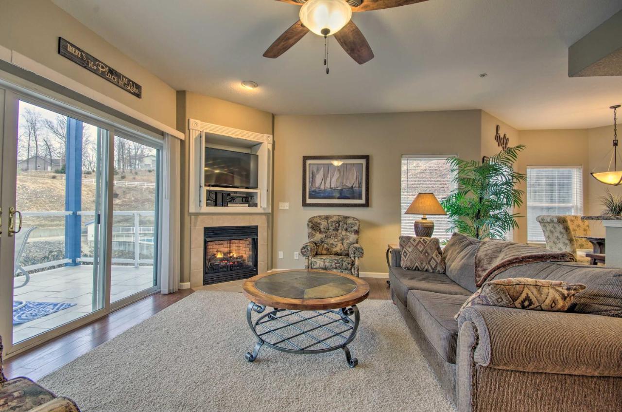 Breezy Lake Ozark Escape Dock, Slip And Pool! Εξωτερικό φωτογραφία