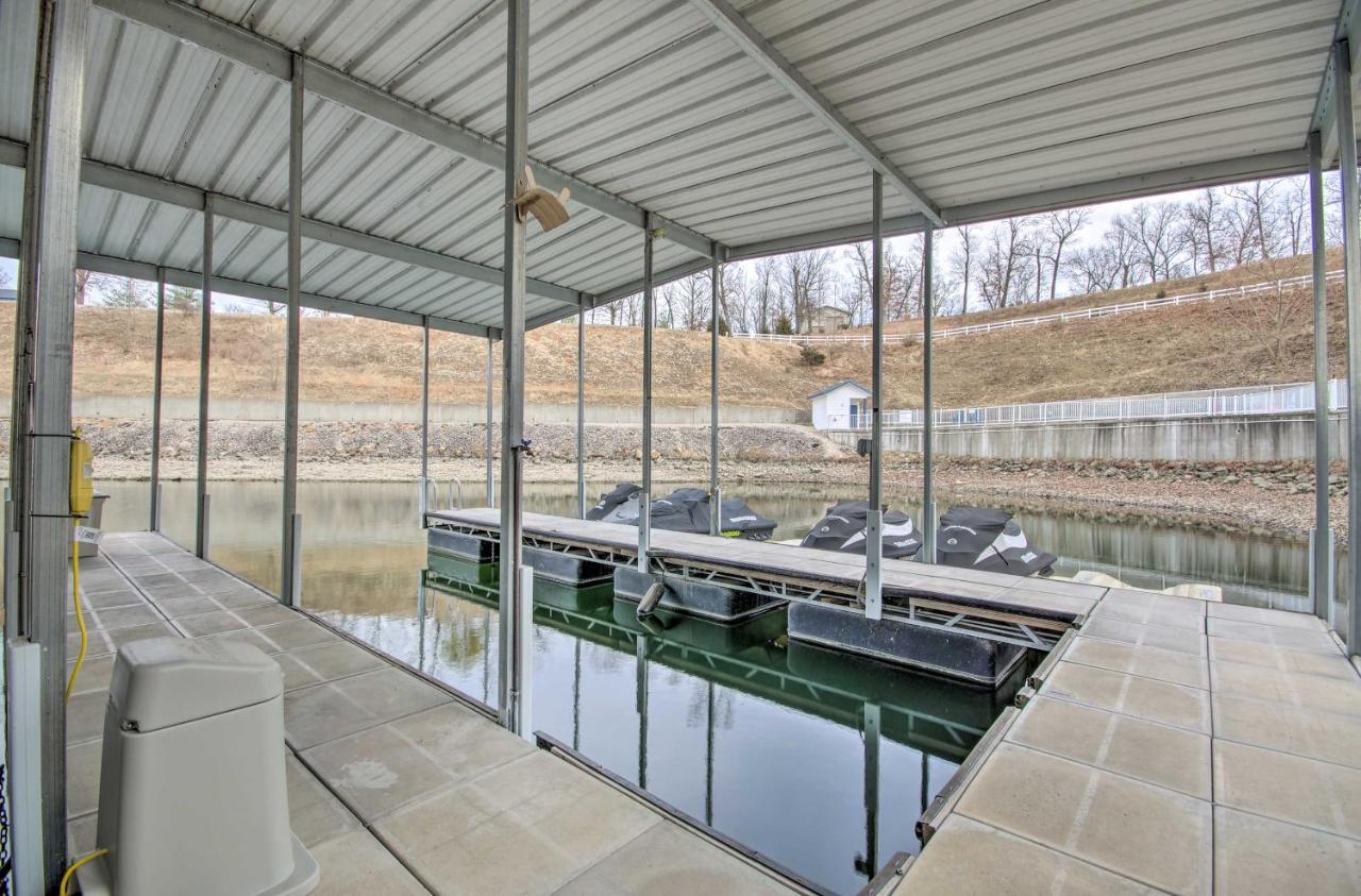 Breezy Lake Ozark Escape Dock, Slip And Pool! Εξωτερικό φωτογραφία